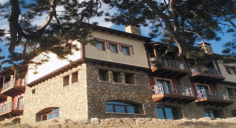 هتل Vasilitsa Spa Resort