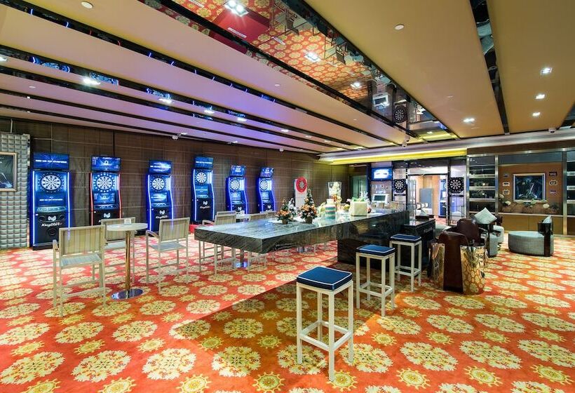 هتل Sanya Visun Royal Yacht
