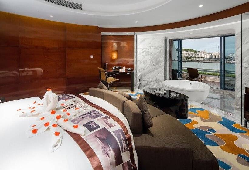 هتل Sanya Visun Royal Yacht