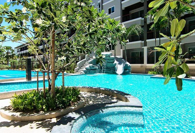 هتل Welcome World Beachfront Resort