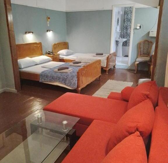 Miranta Hotel   Apartments & Studios
