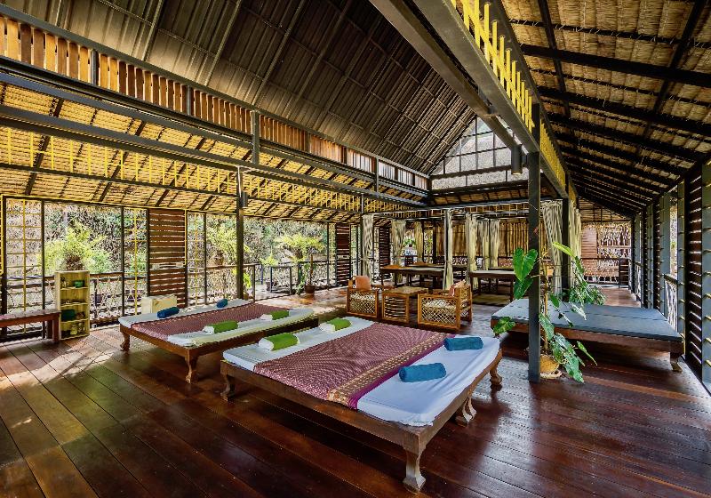 منتجع The Float House River Kwai