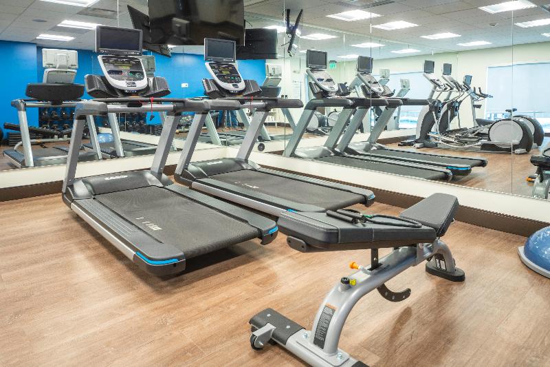 בית מלון כפרי Holiday Inn Express & Suites Brevard - City Center