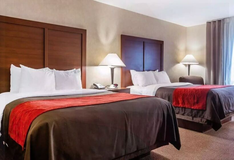 Akwesasne Mohawk Casino Resort And Players Inn Hotel Formerly Comfort Inn And Suites Hogansburg Ny