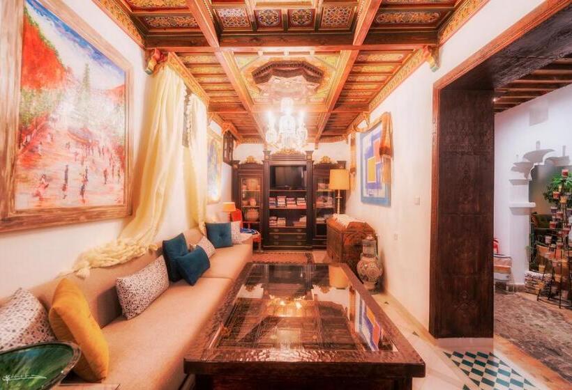 تختخواب و صبحانه Casa Hassan