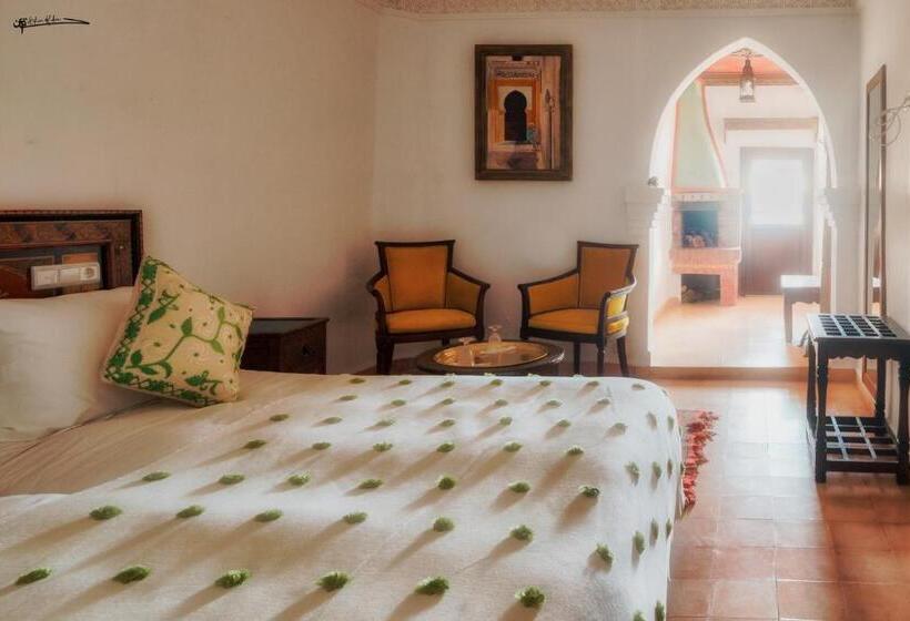 تختخواب و صبحانه Casa Hassan