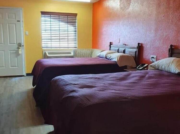 Chaparral Motel Hallettsville