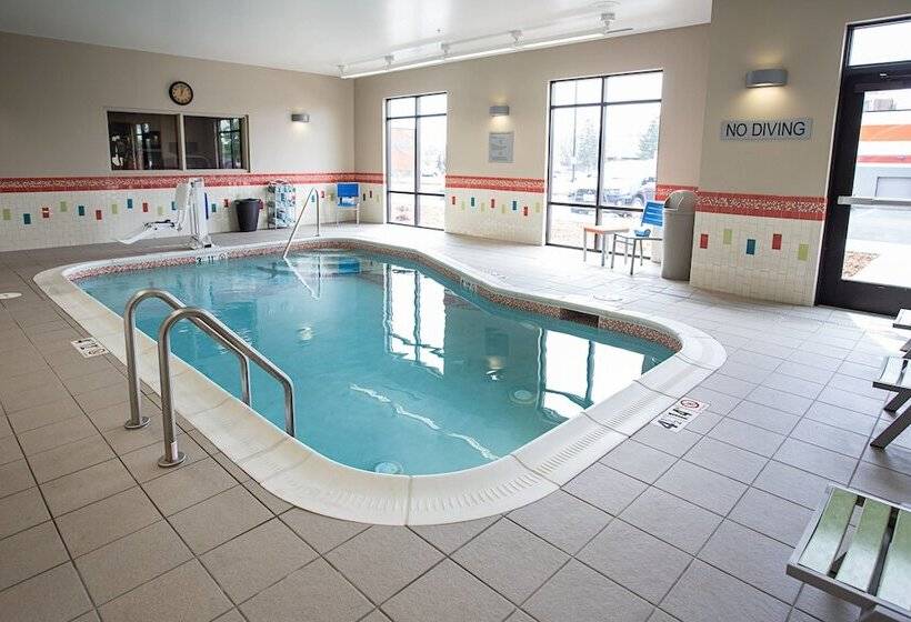 Fairfield Inn & Suites By Marriott Moscow