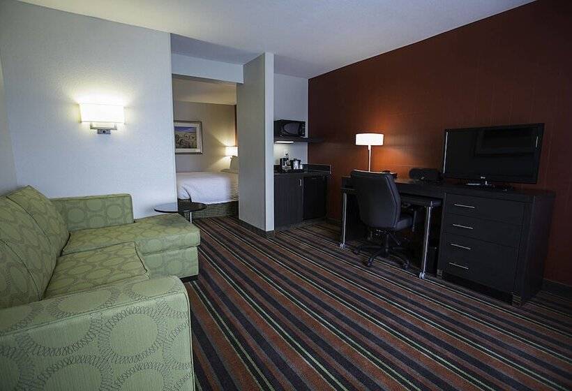 Fairfield Inn & Suites Moscow