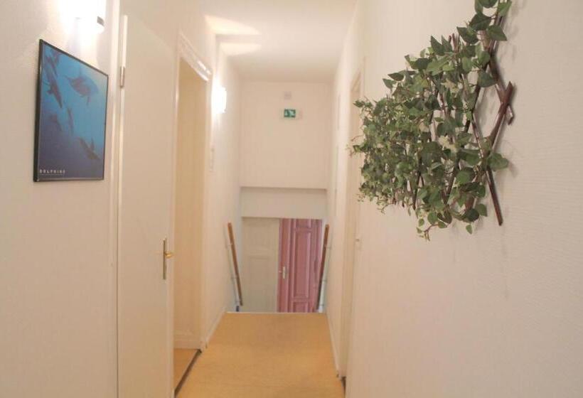 Fotos del hotel Amelie Berlin:  31