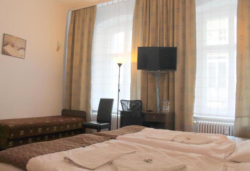 Fotos del hotel Amelie Berlin:  2