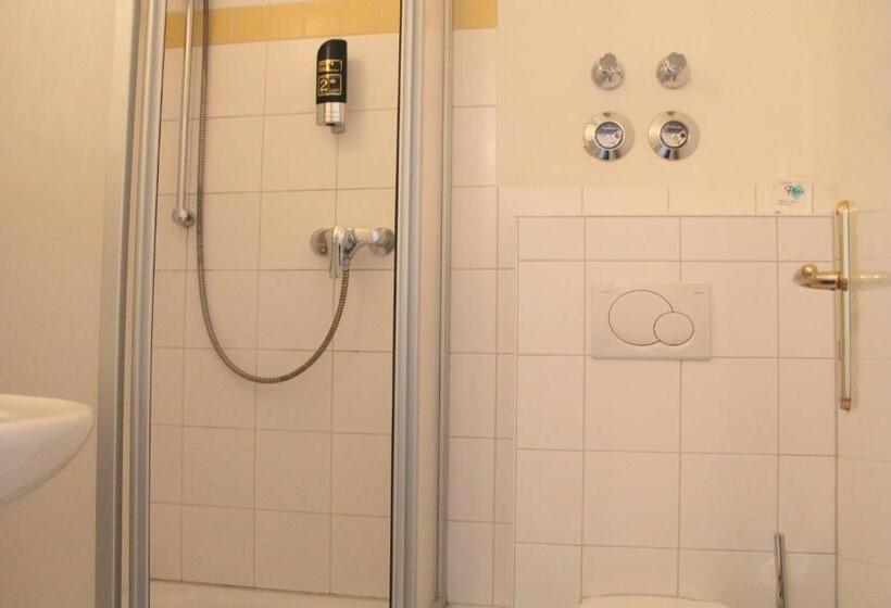 Fotos del hotel Amelie Berlin:  36