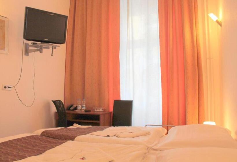 Fotos del hotel Amelie Berlin:  12