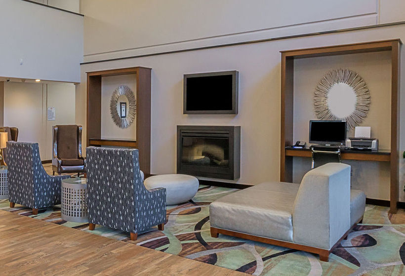 فندق Baymont By Wyndham Bellevue