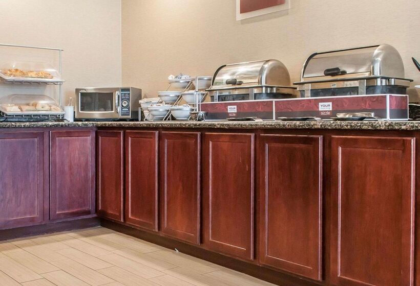 هتل Comfort Suites Farmington
