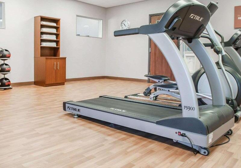 هتل Comfort Suites Farmington