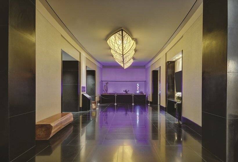 هتل W Las Vegas