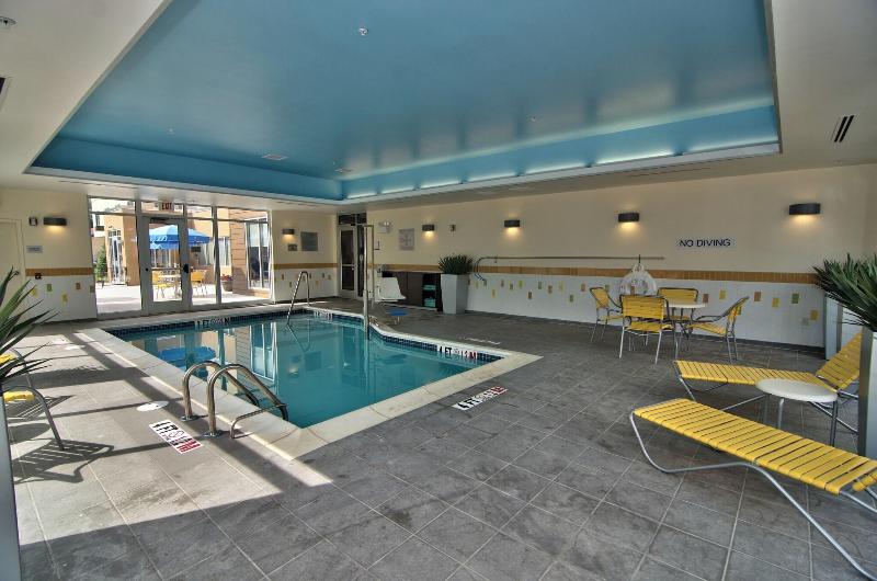 Отель Fairfield Inn & Suites By Marriott Towanda Wysox