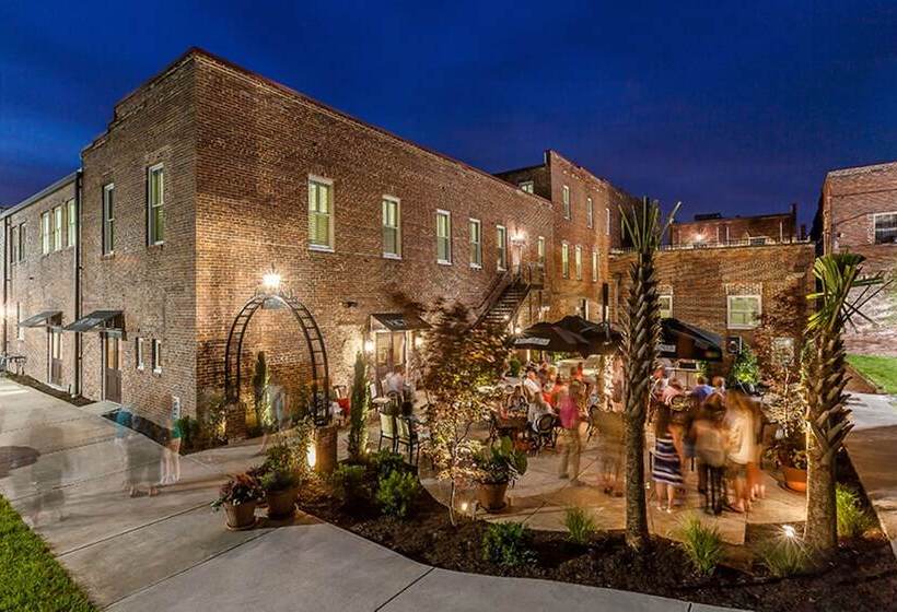 فندق Florence, Tapestry Collection By Hilton