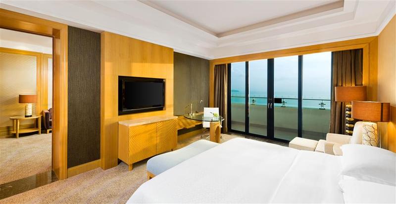 בית מלון כפרי Four Points By Sheraton Hainan, Sanya