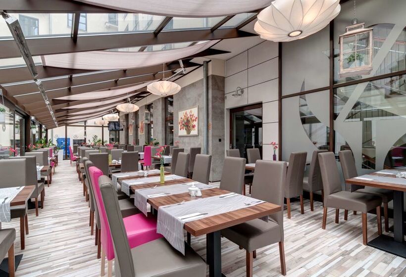 Fotos del hotel Golden Tulip Krakow City Center:  24