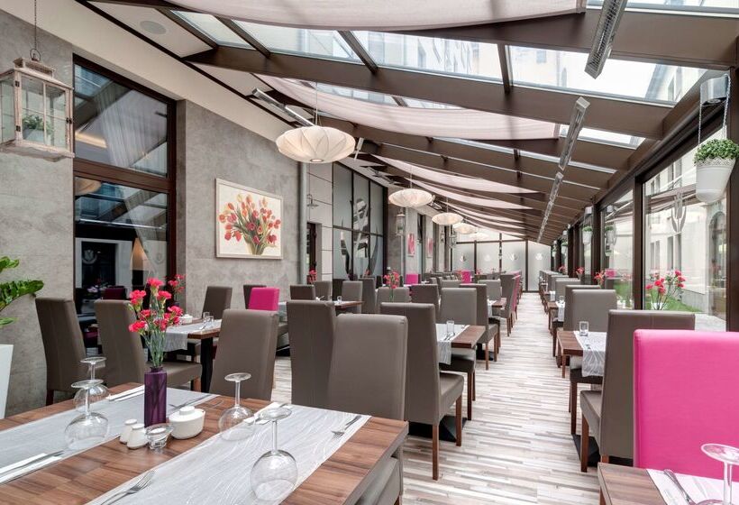 Fotos del hotel Golden Tulip Krakow City Center:  21