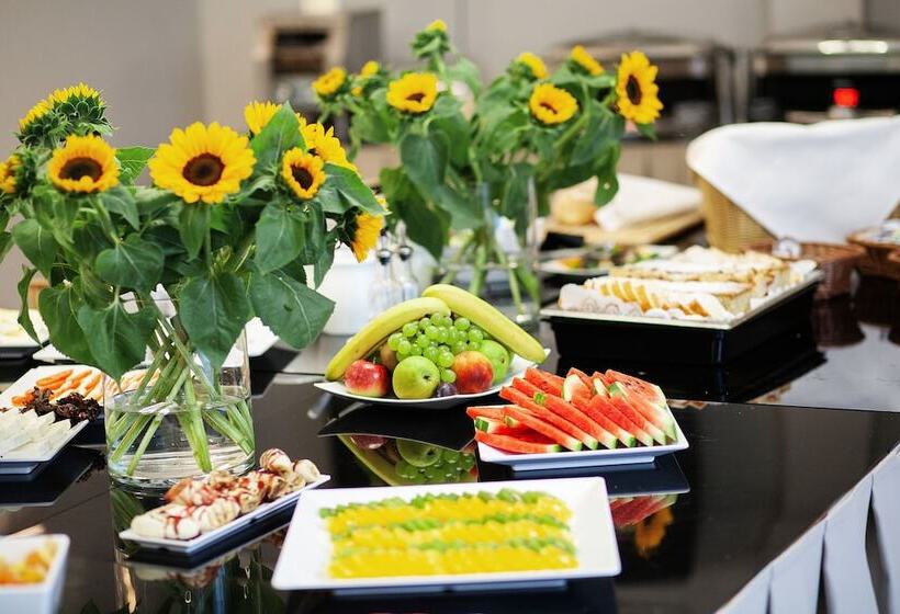 Fotos del hotel Golden Tulip Krakow City Center:  50