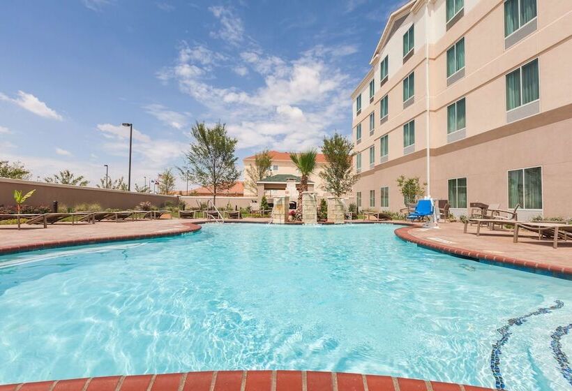 هتل Hilton Garden Inn Midland