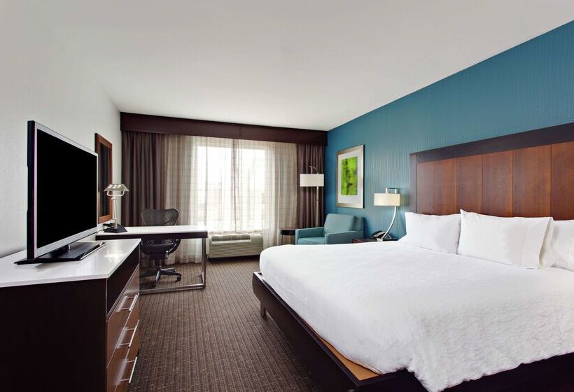 هتل Hilton Garden Inn Victoria