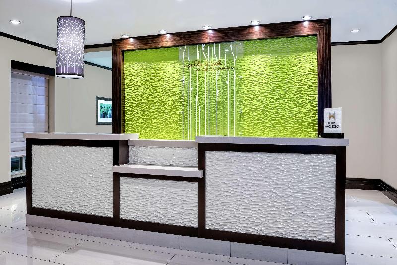 هتل Hilton Garden Inn Victoria