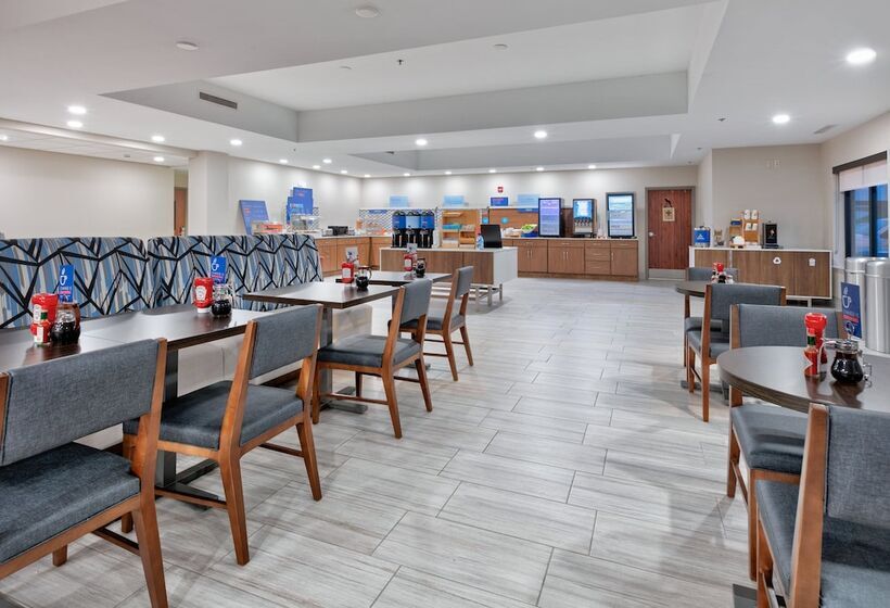 Holiday Inn Express Hotel & Suites Shakopee, An Ihg