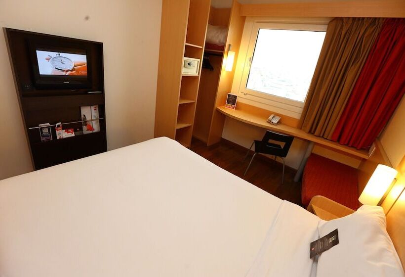 Fotos del hotel Ibis Buenos Aires Obelisco:  2