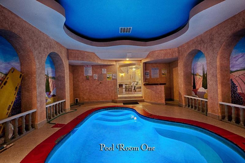 هتل Inn of The Dove