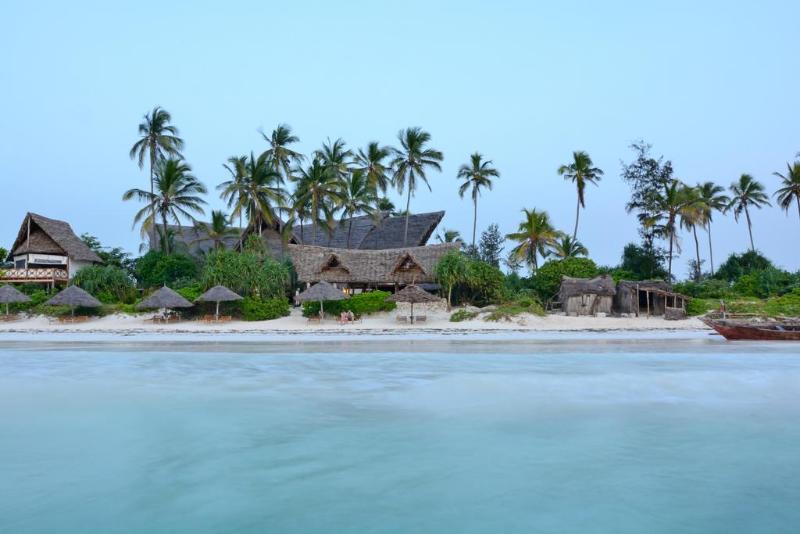 هتل Kena Beach