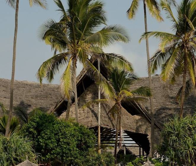 هتل Kena Beach