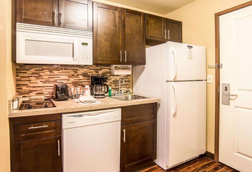 هتل Mainstay Suites Rapid City