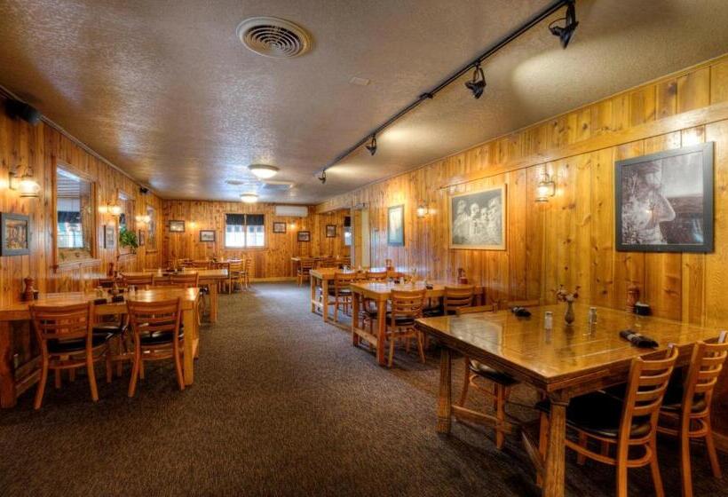 هتل Powder House Lodge