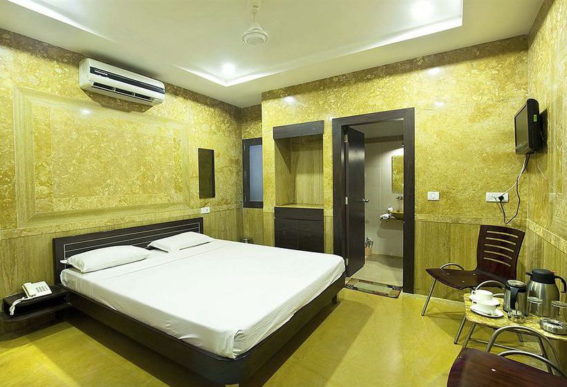 Hotel Shanti Residency