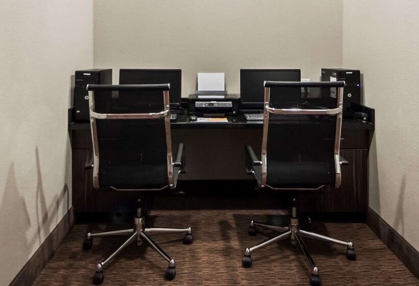 هتل Sleep Inn & Suites Elk City