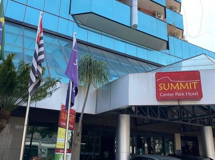 هتل Summit Suites  Jundiai