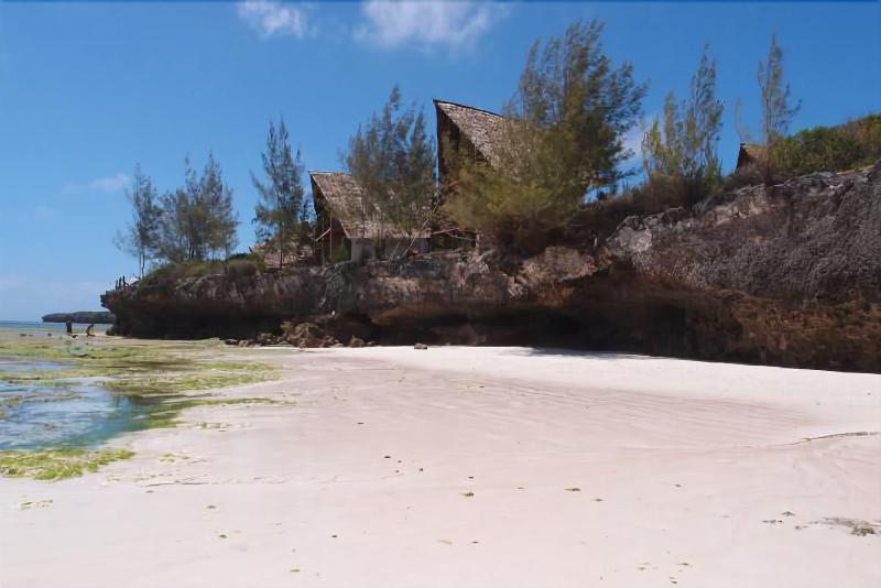 هتل Sunshine Marine Lodge
