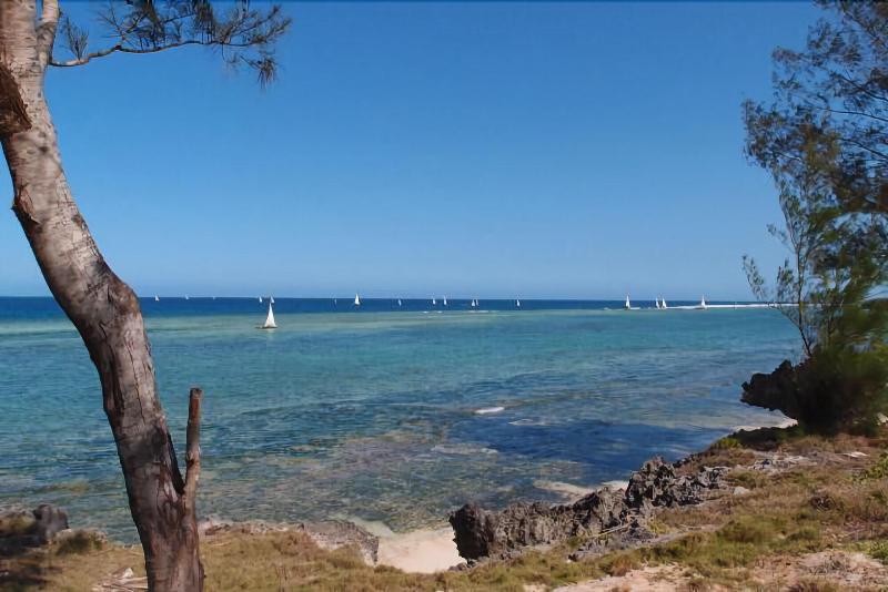 هتل Sunshine Marine Lodge