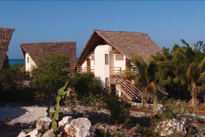 هتل Sunshine Marine Lodge