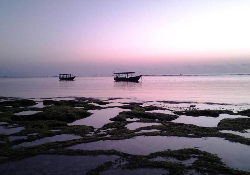 هتل Sunshine Marine Lodge