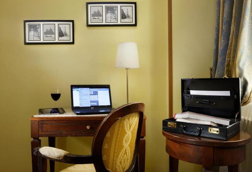 Fotos del hotel Tuscolana:  81