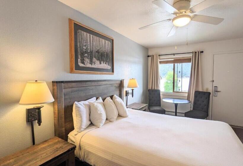 ホテル Western Riviera Lakeside Lodging