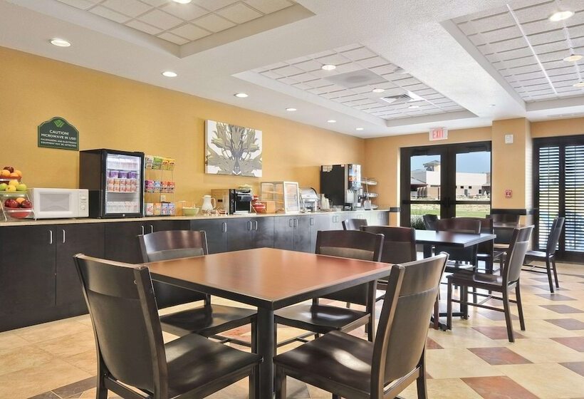 هتل Comfort Inn & Suites Frisco East   Mckinney