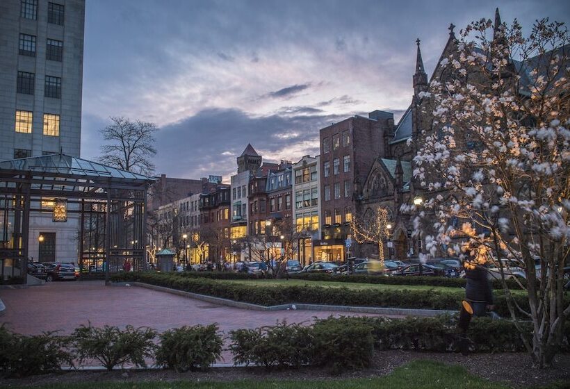 Residence Inn By Marriott Boston Back Bay/fenway