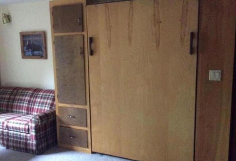 منتجع Evergreen Valley Inn