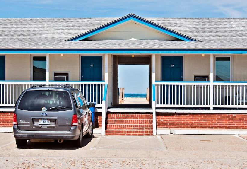 Dolphin Oceanfront Motel   Nags Head